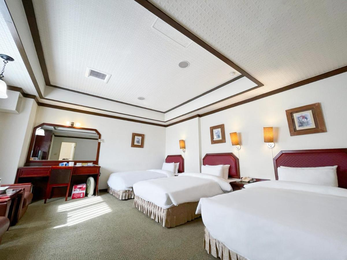 Guide Hotel Changhua Jhongjheng Exterior photo